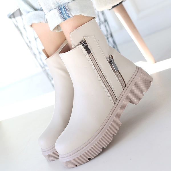 Scarpax Menta Bej Cilt Fermuar Aksesuarlı Bot