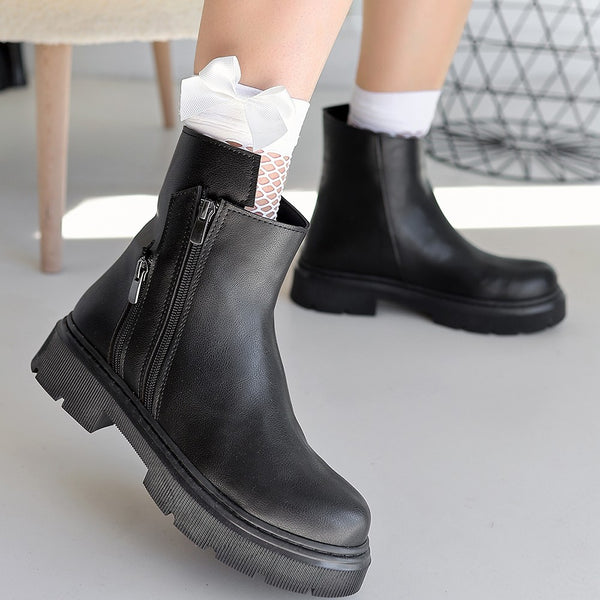 Scarpax Menta Siyah Cilt Fermuar Aksesuarlı Bot