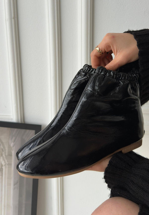 Scarpax Barxi Siyah Rugan Bot