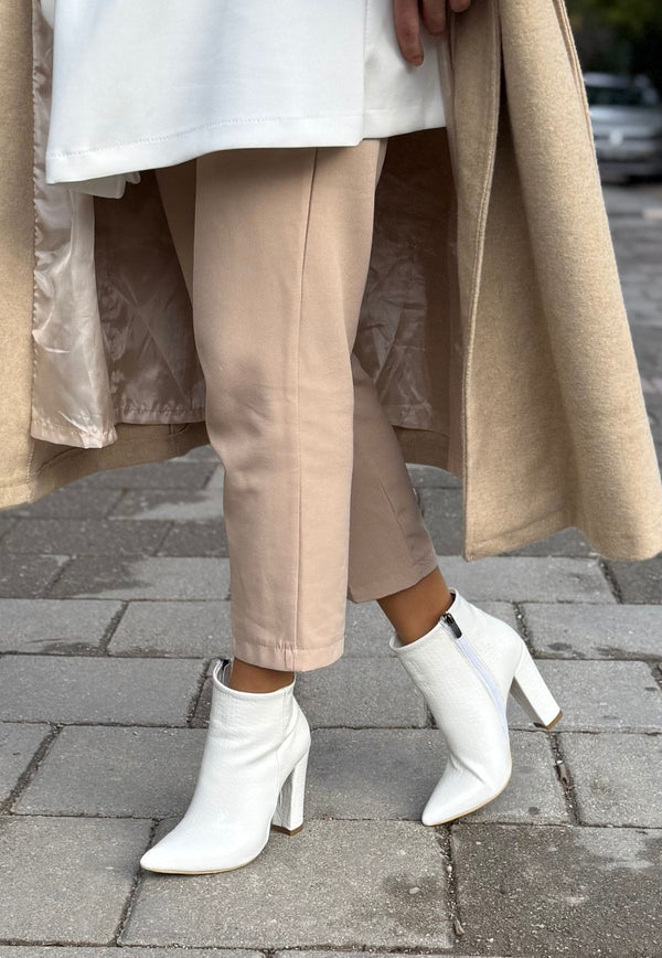 Scarpax Loora Beyaz Rugan Desenli Topuklu Bot