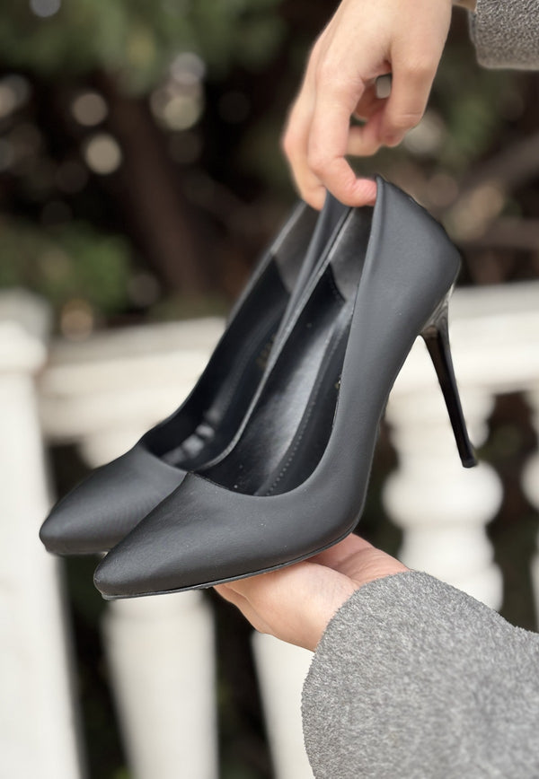 Scarpax Hillar Siyah Saten Stiletto Ayakkabı