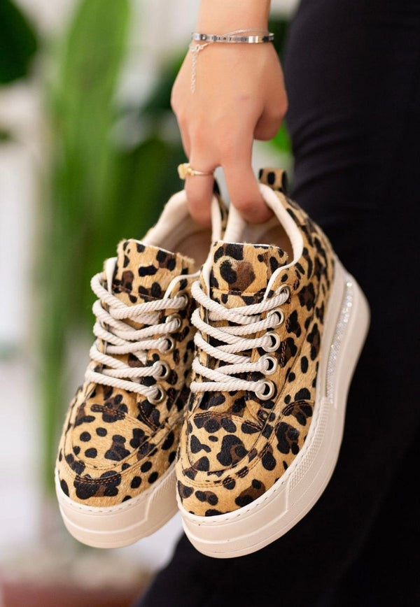 Scarpax Leopar Süet Spor Ayakkabı - Ortopedik Gizli Topuklu, 8 Cm Topuk Boyu