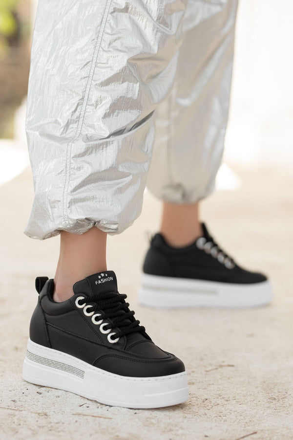 Scarpax Lulu Siyah Cilt Beyaz Tabanlı Bağcıklı Spor Ayakkabı