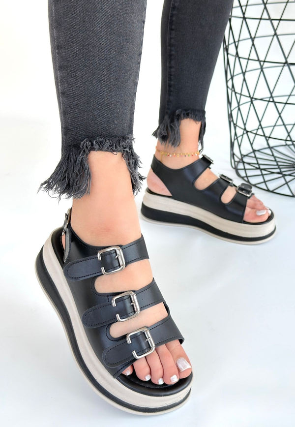 Scarpax Jatay Siyah Cilt Sandalet