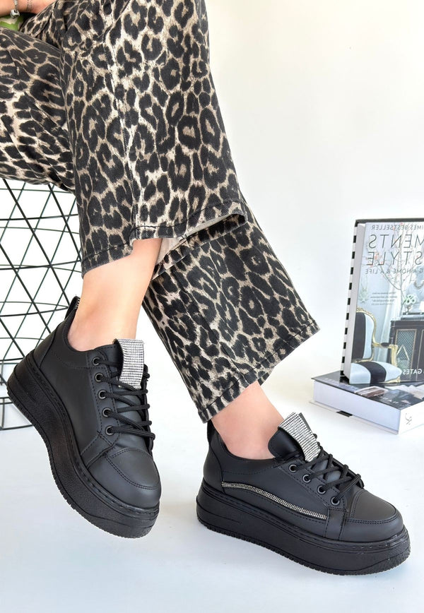 Scarpax Leope Siyah Cilt Bağcıklı Spor Ayakkabı