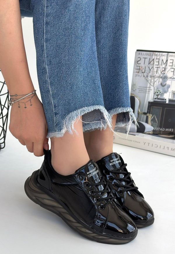 Scarpax Piona Siyah Rugan Gri Tabanlı Spor Ayakkabı