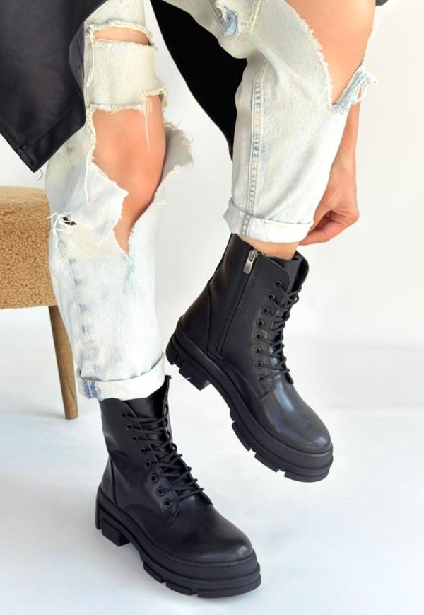 Scarpax Allex Siyah Cilt Bağcıklı Bot