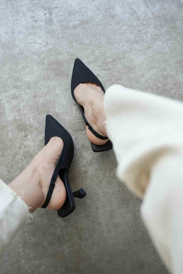 Scarpax Angelica Kadın Siyah Saten Topuklu Ayakkabı