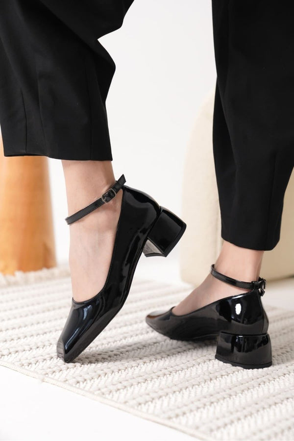 Scarpax Arilla Siyah Rugan Kadın Topuklu Ayakkabı