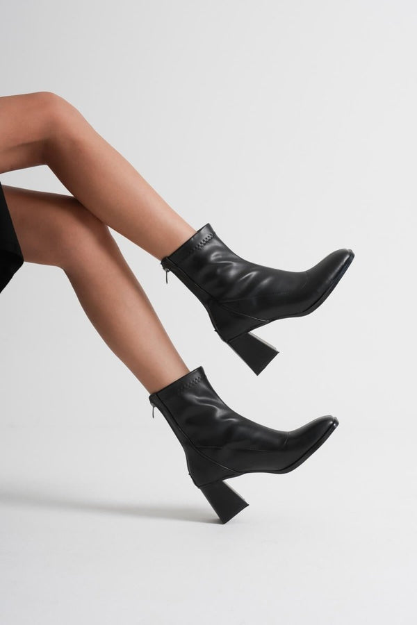 Scarpax Arvena Siyah Kalın Topuklu Streç Bot