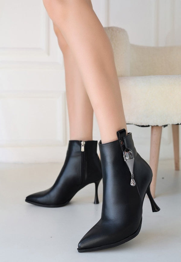 Scarpax Biort Siyah Cilt Topuklu Bot