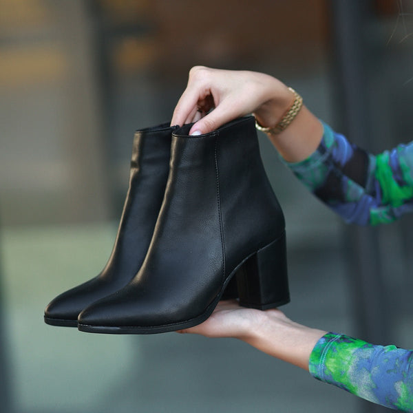 Scarpax Biya Siyah Cilt Topuklu Bot