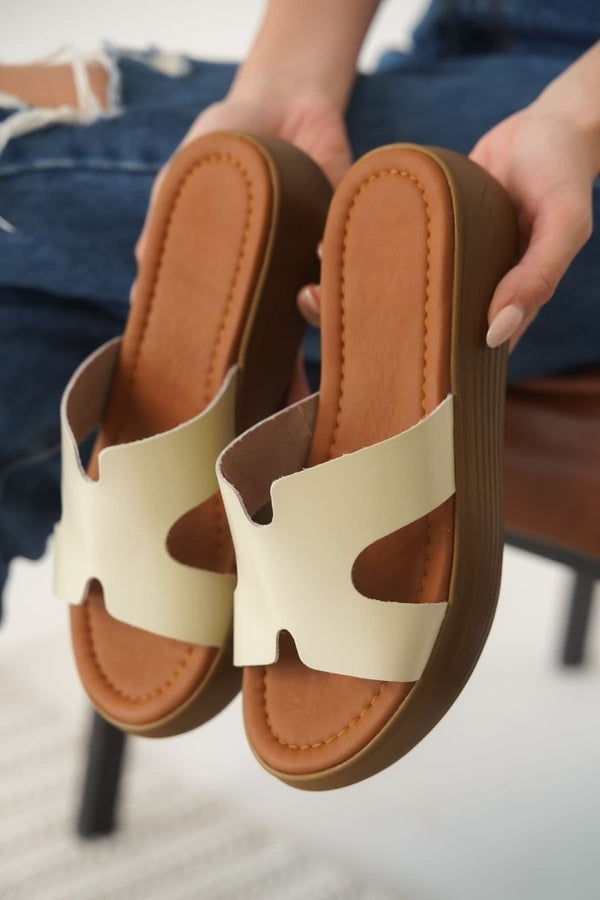 Scarpax Borlina Bej Hakiki Deri Terlik