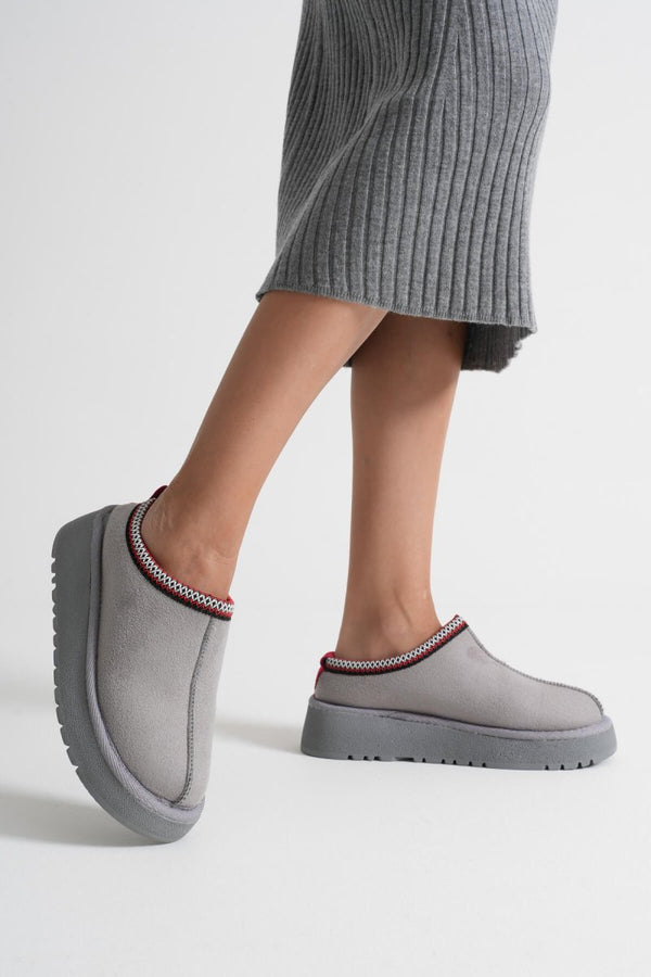 Scarpax Elsa Kadın Gri Kışlık Kürklü Terlik