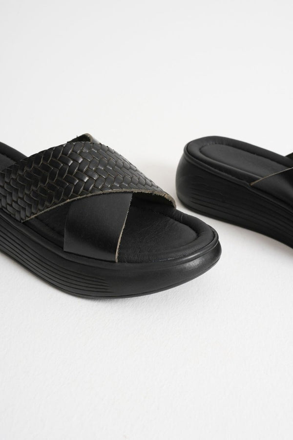 Scarpax Fayn Siyah Hakiki Deri Terlik