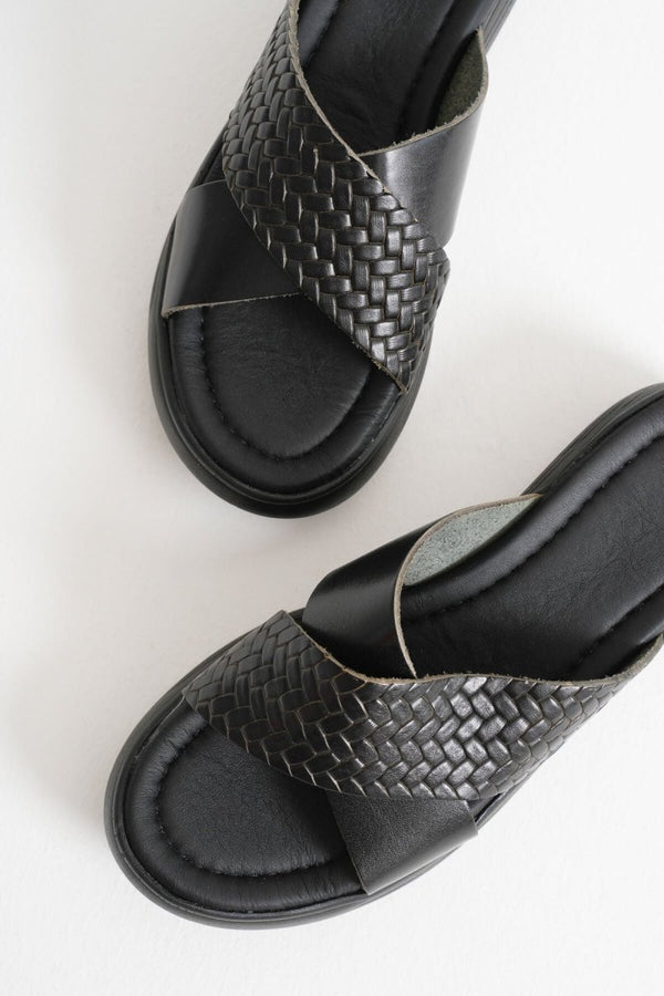 Scarpax Fayn Siyah Hakiki Deri Terlik