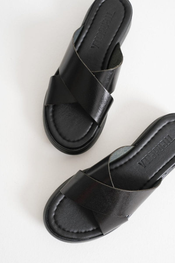 Scarpax Fayn Siyah Hakiki Deri Terlik