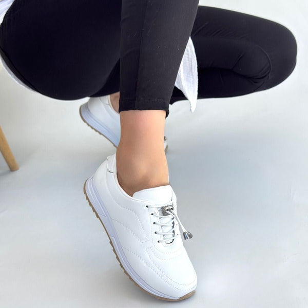 Scarpax Finna Beyaz Cilt Bağcıklı Spor Ayakkabı