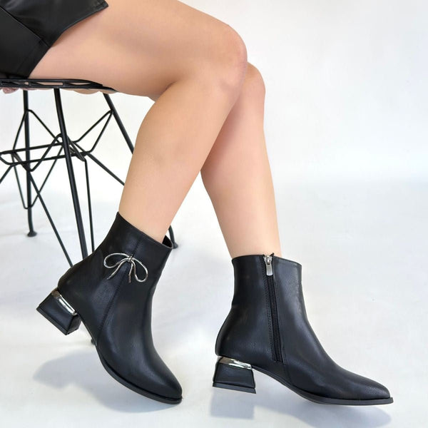 Scarpax Harly Siyah Cilt Topuklu Bot