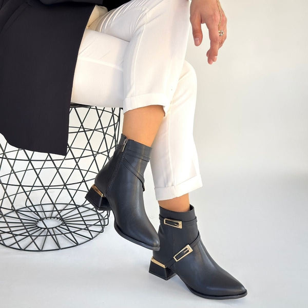 Scarpax İnay Siyah Cilt Topuklu Bot