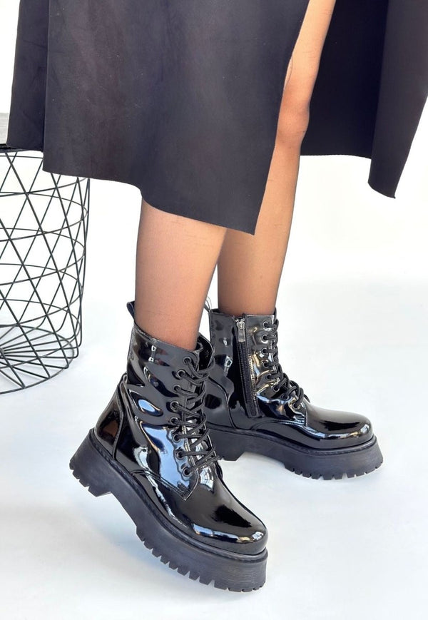 Scarpax Jonni Siyah Rugan Bağcıklı Bot