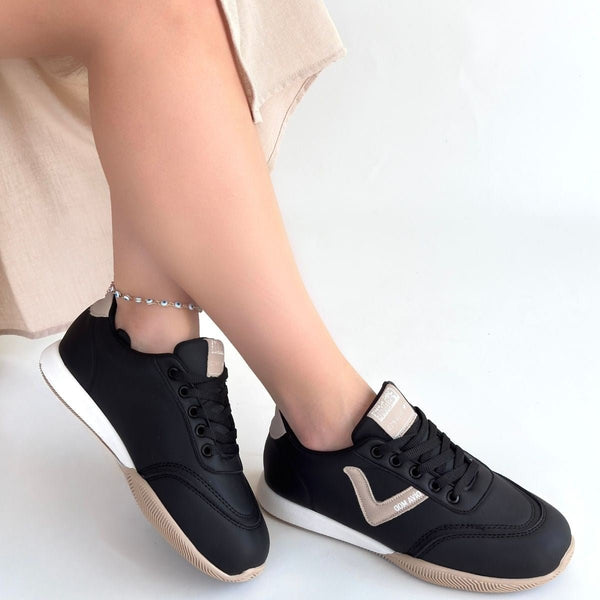 Scarpax Jowen Siyah Cilt Bej Detaylı Bağcıklı Spor Ayakkabı