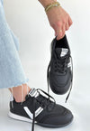 Scarpax Jowen Siyah Cilt Beyaz Detaylı Bağcıklı Spor Ayakkabı