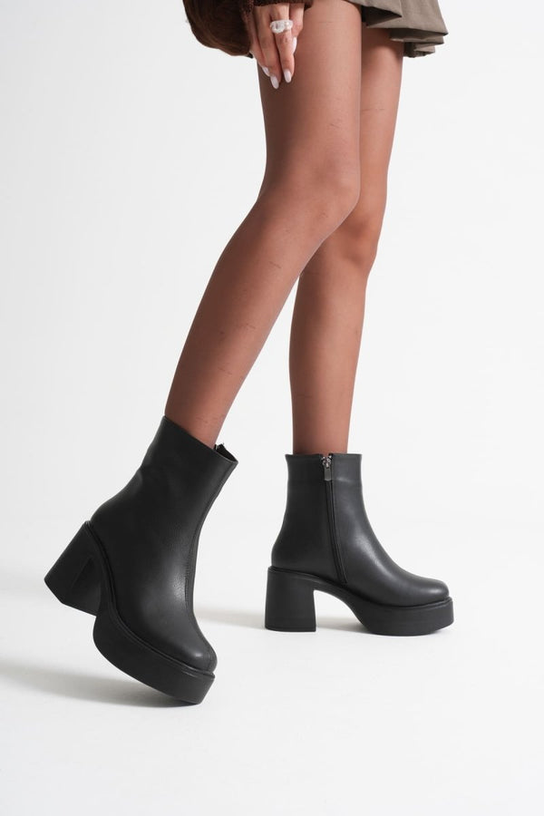 Scarpax Keti Kadın Siyah Topuklu Bot