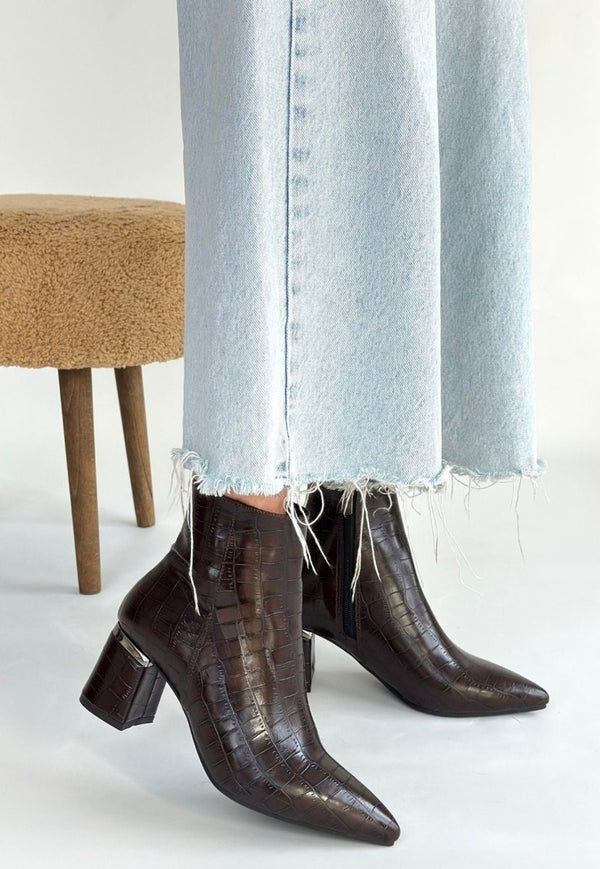 Scarpax Meça Kahverengi Cilt Topuklu Bot