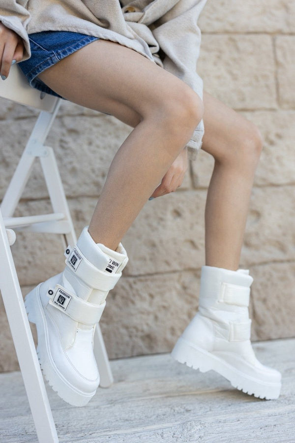 Scarpax Miah Beyaz Rugan Kar Bot - TR SCARPAX