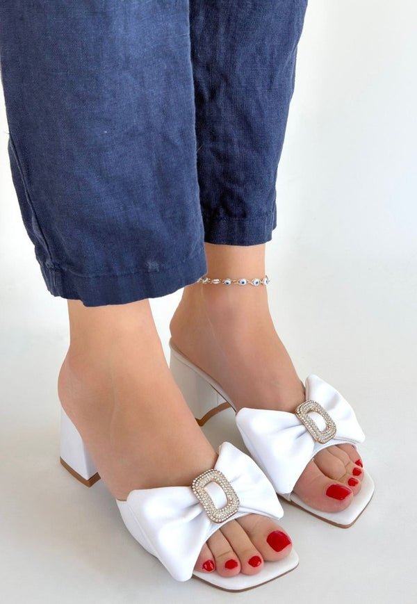 Scarpax Niyyar Beyaz Cilt Topuklu Terlik