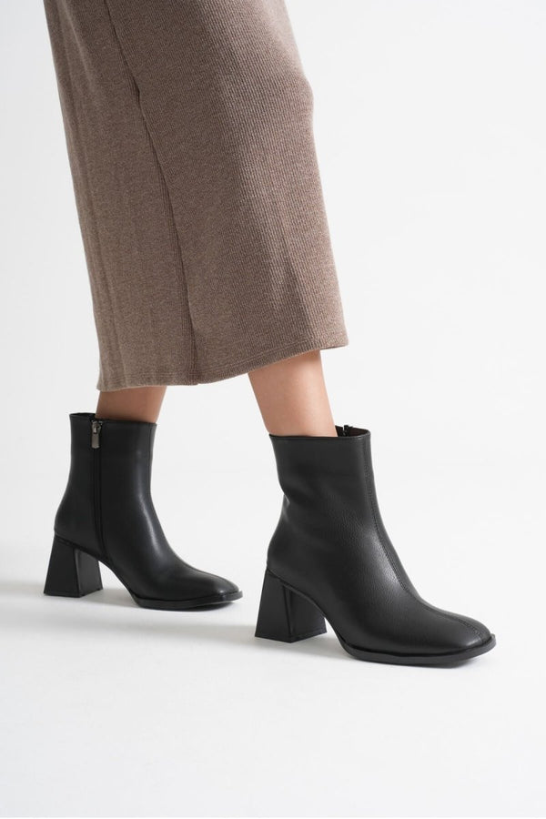 Scarpax Ornela Kadın Siyah Topuklu Bot