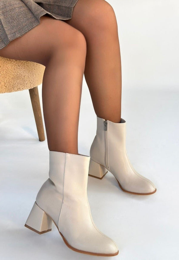 Scarpax Tendy Bej Cilt Topuklu Bot