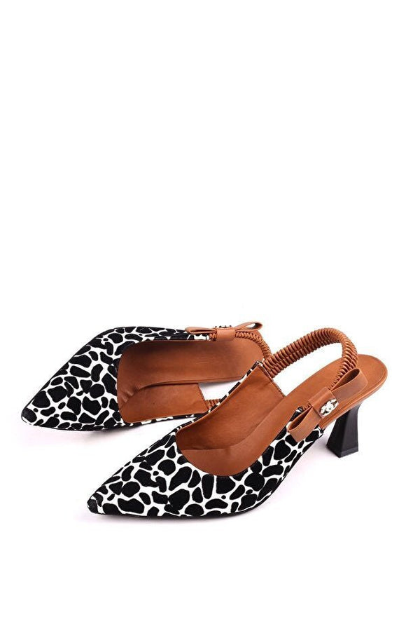 Scarpax Toran Beyaz Rugan Siyah Süet Detaylı Topuklu Ayakkabı