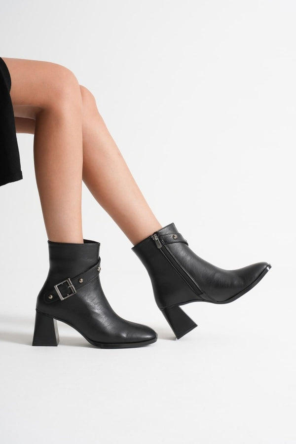Scarpax Vera Kadın Siyah Topuklu Bot