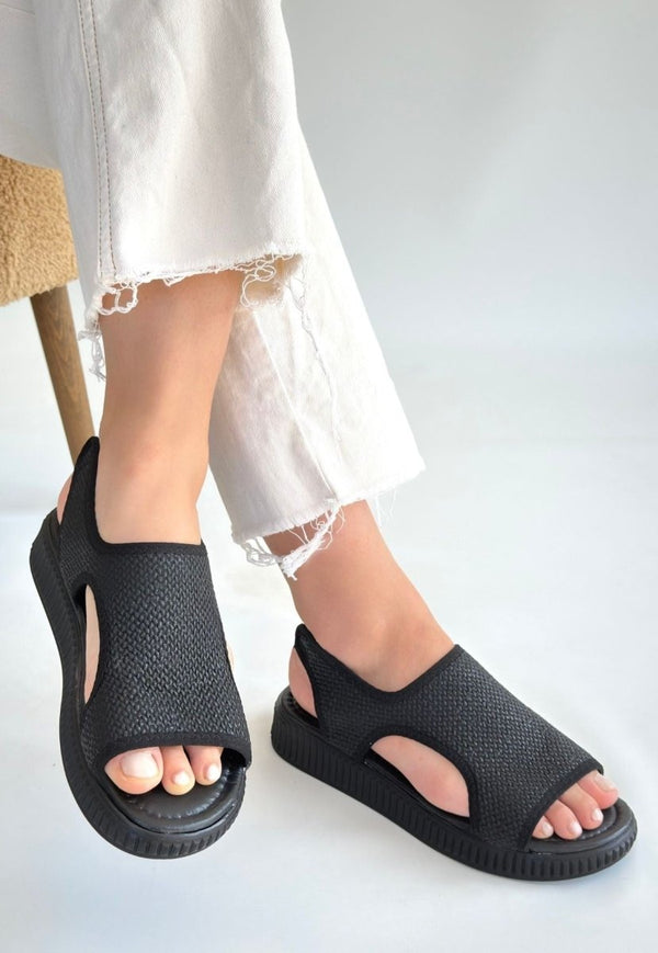 Scarpax Wayi Siyah Hasır Cilt Sandalet