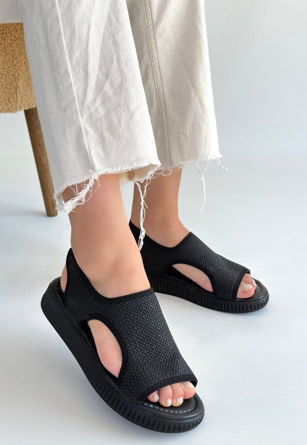 Scarpax Wayi Siyah Hasır Cilt Sandalet