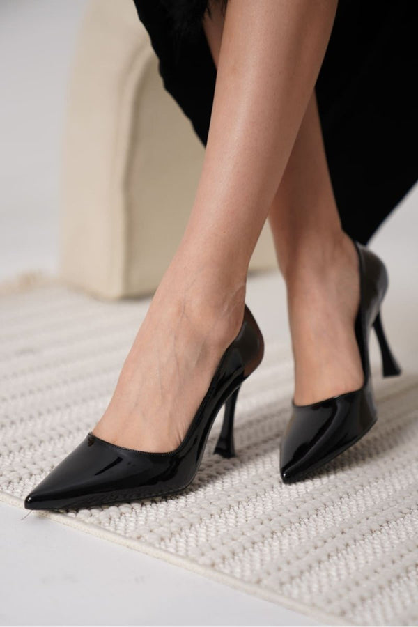 Scarpax Blade Siyah Rugan Kadın Stiletto